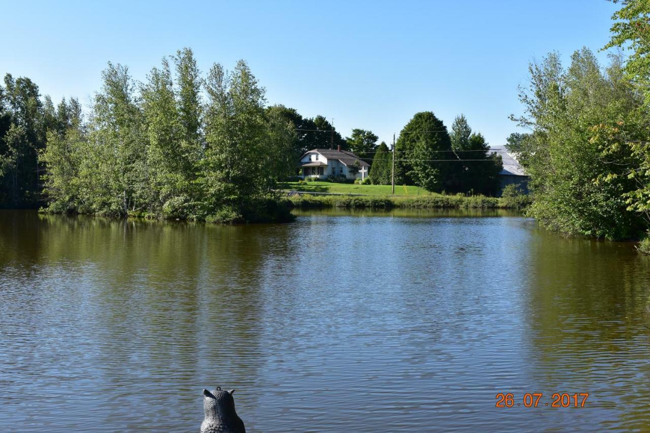 Domaine Henri-Daze Vila Saint-Pierre-Baptiste Exterior foto